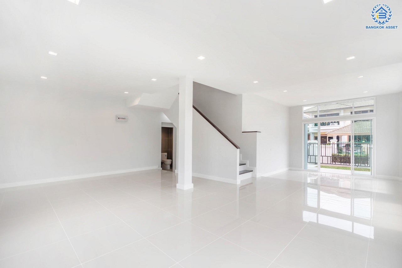 บ้านมือสองตกแต่งใหม่ ม.ศุภาลัย ออร์คิดปาร์ค2 ปิ่นเกล้า-ใกล้ถ.กาญจนาภิเษก หลังมุม ตกแต่งหรูหรา เนื้อที่ 69.8 ตร.ว. ฟังก์ชัน 4 ห้องนอน 4 ห้องน้ำ 1 ห้องแม่บ้าน จอดรถได้ 2 คัน บนทำเลเดินทางสะดวก เชื่อมต่อหลายเส้นทาง และเดอะมอลล์บางแค ทางด่วน "กาญจนาภิเษก" และรถไฟฟ้า "สถานีภาษีเจริญ"